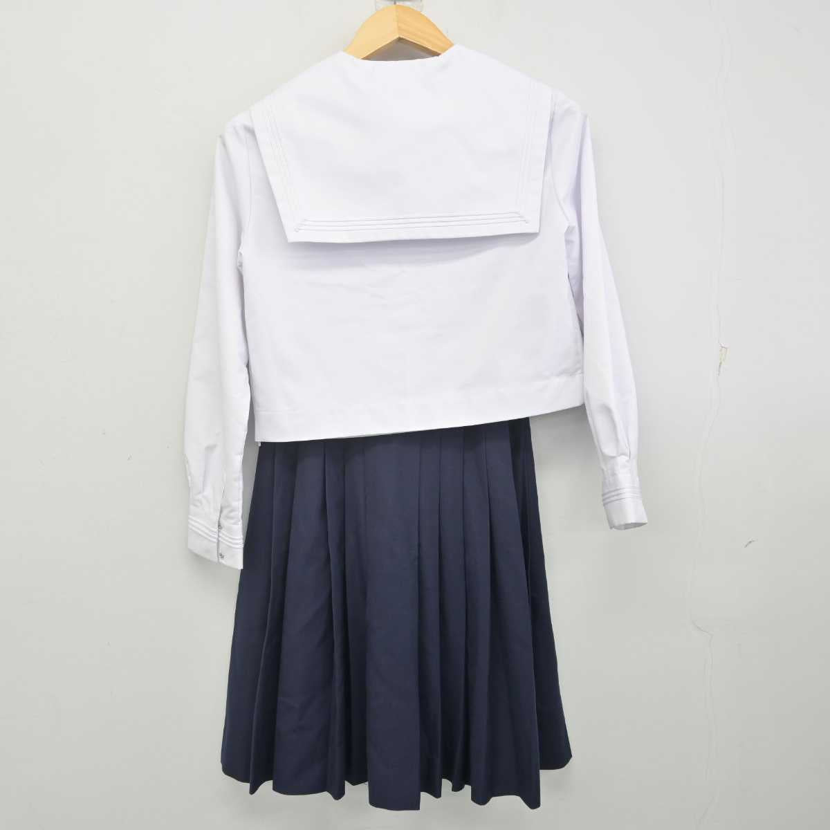 【中古】北海道 遺愛女子高等学校 女子制服 3点 (セーラー服・スカート) sf070103