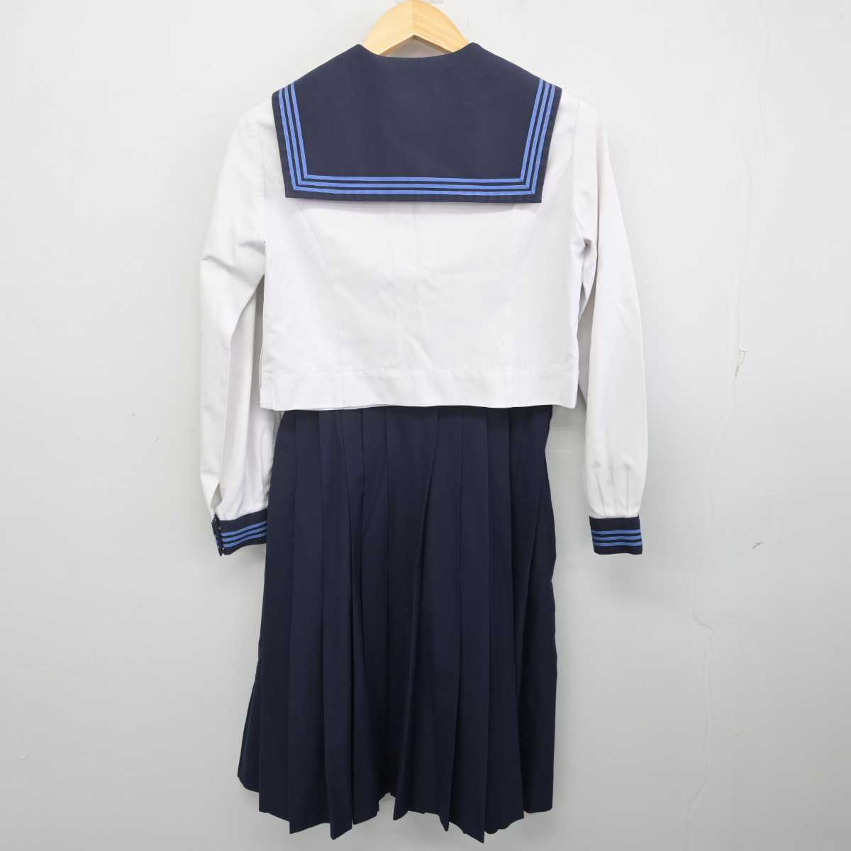 【中古】熊本県 東稜高等学校 女子制服 2点 (セーラー服・スカート) sf070134