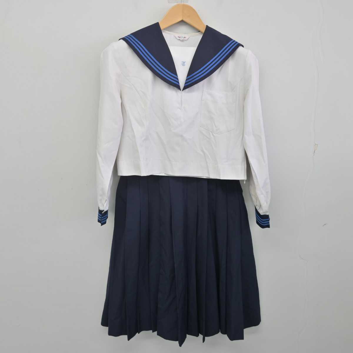 【中古】熊本県 東稜高等学校 女子制服 2点 (セーラー服・スカート) sf070135