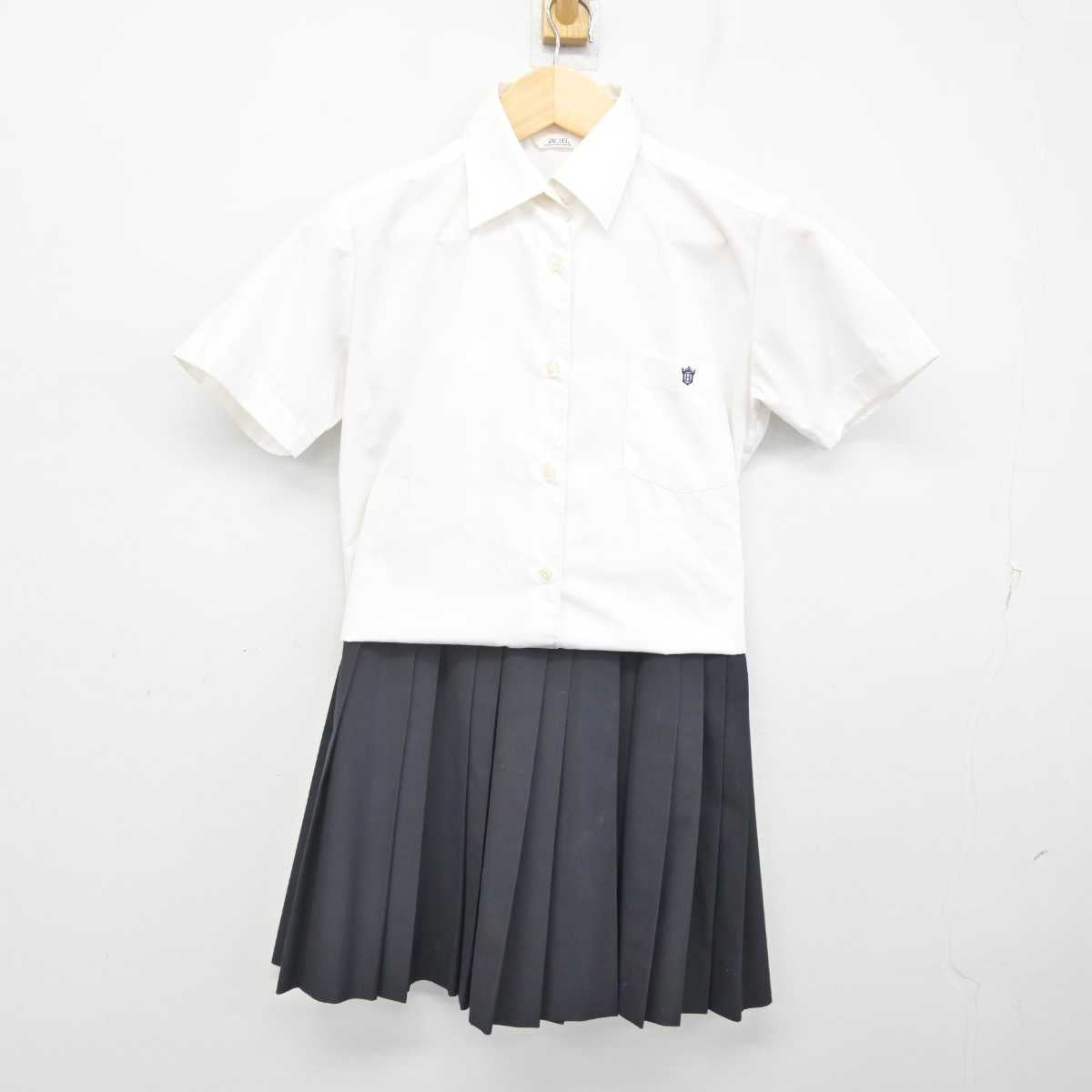 【中古】神奈川県 法政大学第二中・高等学校 女子制服 2点 (シャツ・スカート) sf070175