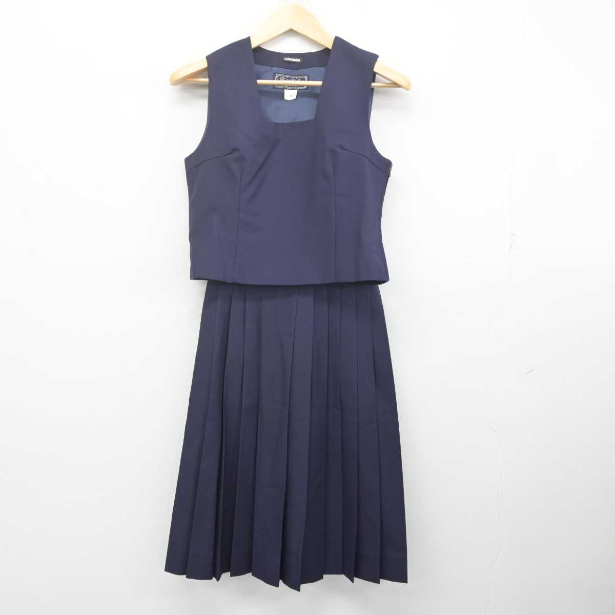 【中古】神奈川県 井田中学校 女子制服 3点 (ブレザー・ベスト・スカート) sf070205