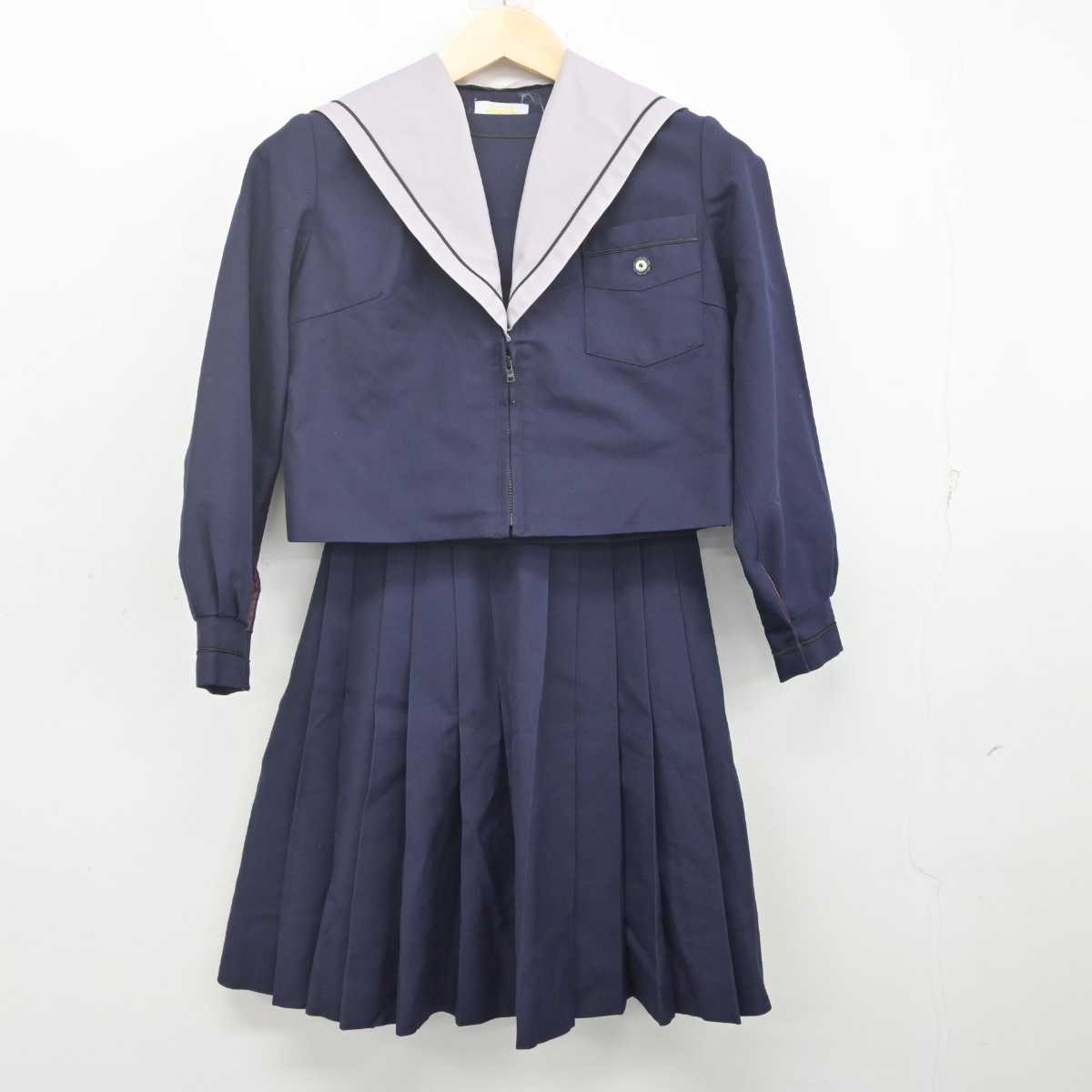 【中古】大阪府 登美丘中学校 女子制服 2点 (セーラー服・スカート) sf070212