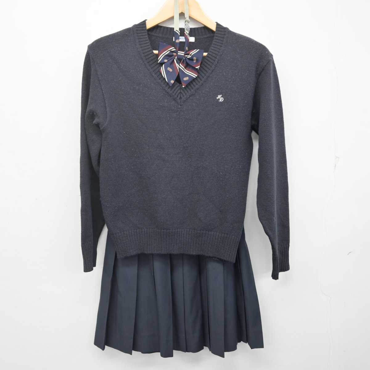 【中古】埼玉県 羽生第一高等学校 女子制服 3点 (ニット・スカート) sf070261