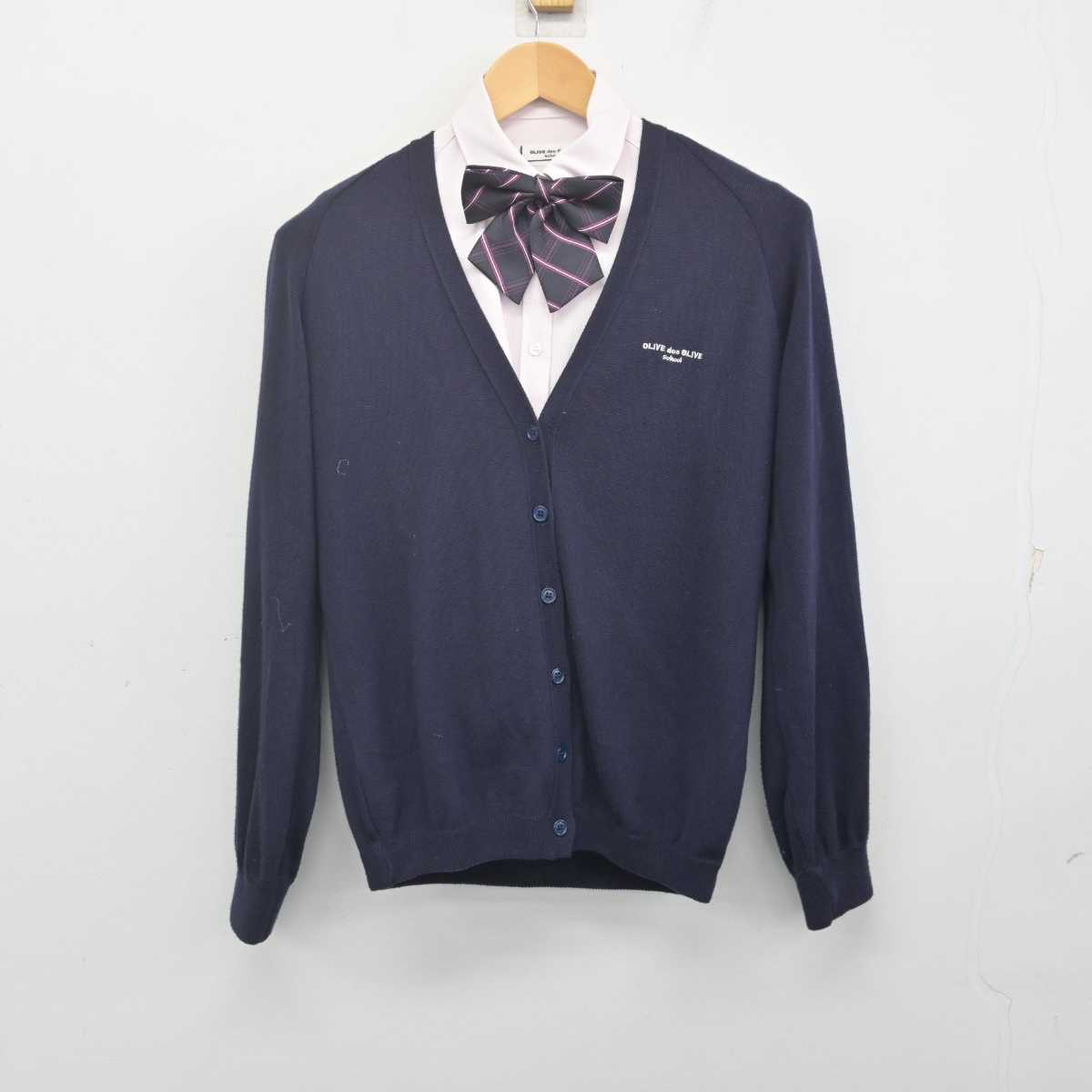 【中古】埼玉県 秋草学園高等学校 女子制服 6点 (ニット・シャツ・その他アイテム) sf070301