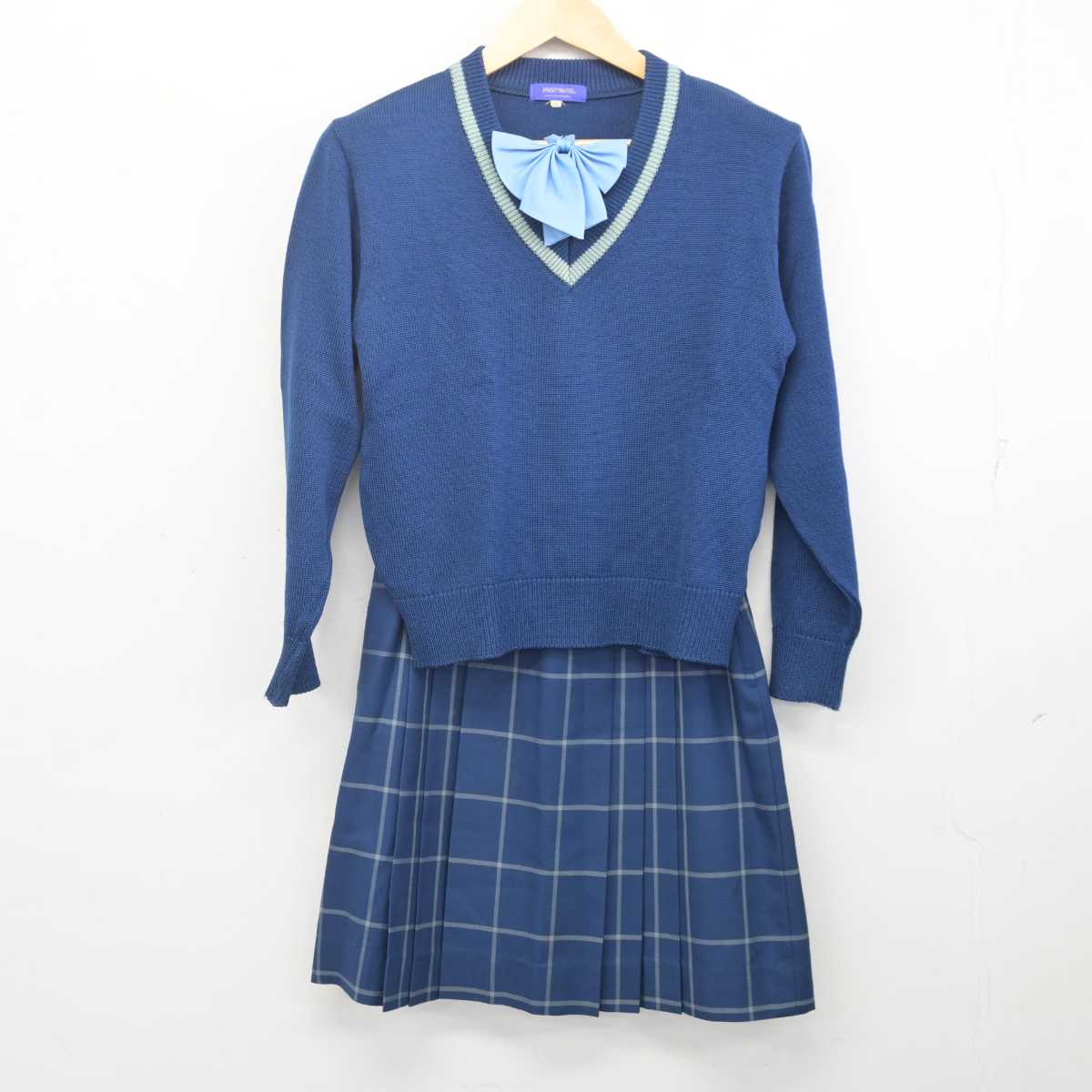 【中古】富山県 富山南高等学校 女子制服 4点 (ブレザー・ニット・スカート) sf070324