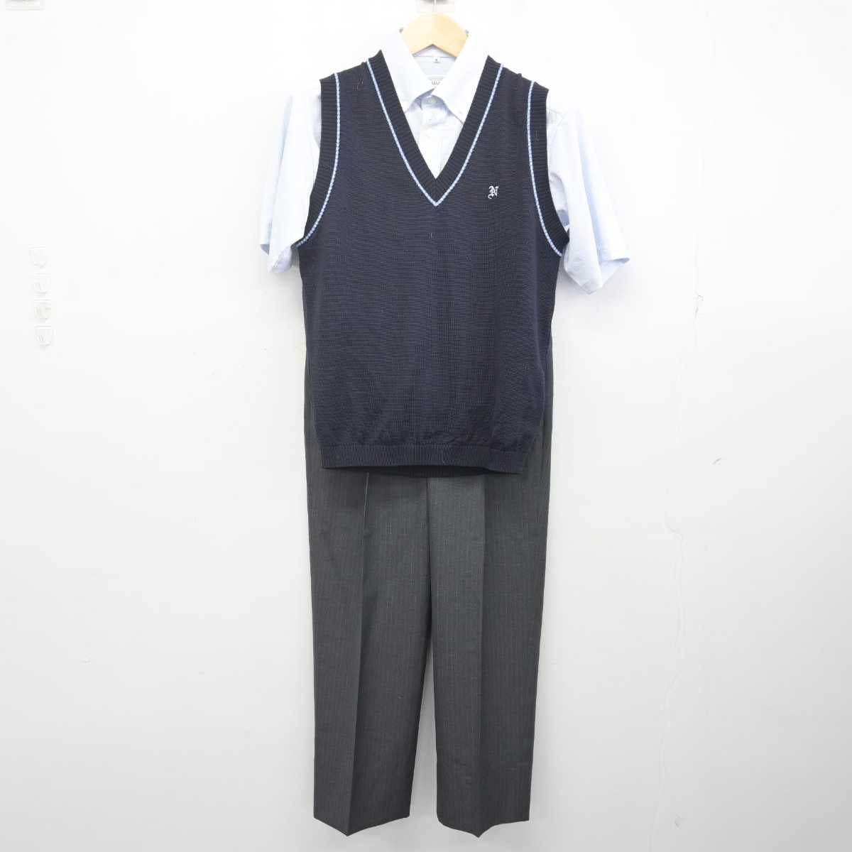 【中古】大阪府 西寝屋川高等学校 男子制服 3点 (ニットベスト・シャツ・ズボン) sf070391