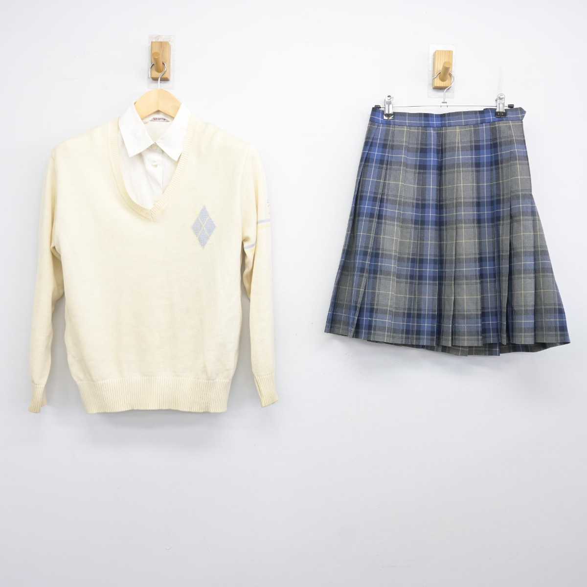 【中古】東京都 麹町学園女子中学校・高等学校 女子制服 3点 (ニット・シャツ・スカート) sf070408