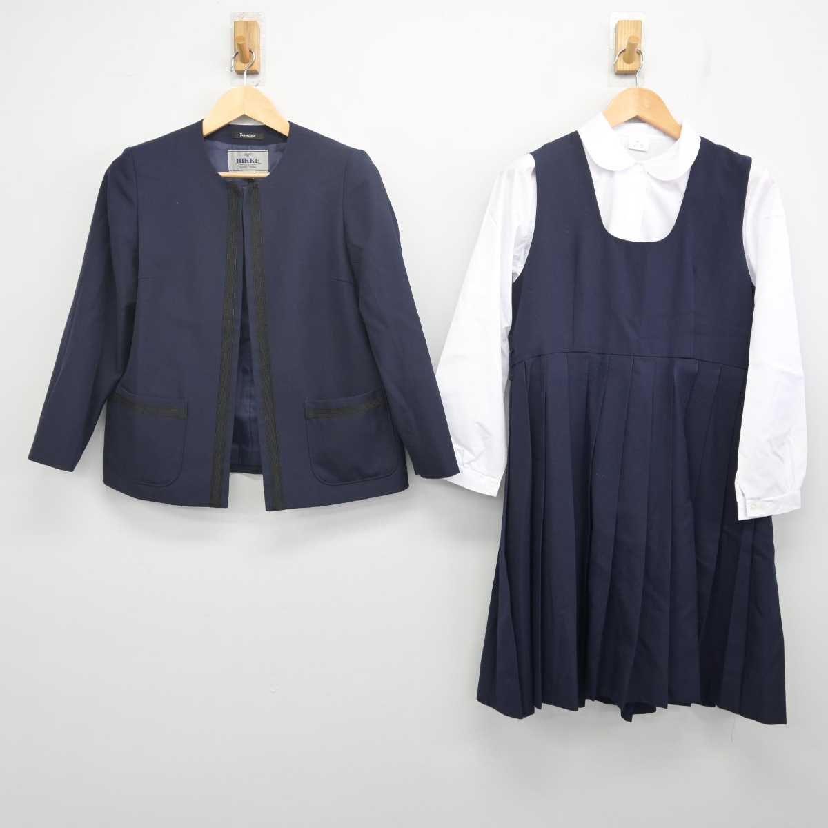 【中古】東京都 小岩第三中学校 女子制服 3点 (ブレザー・シャツ・ジャンパースカート) sf070442