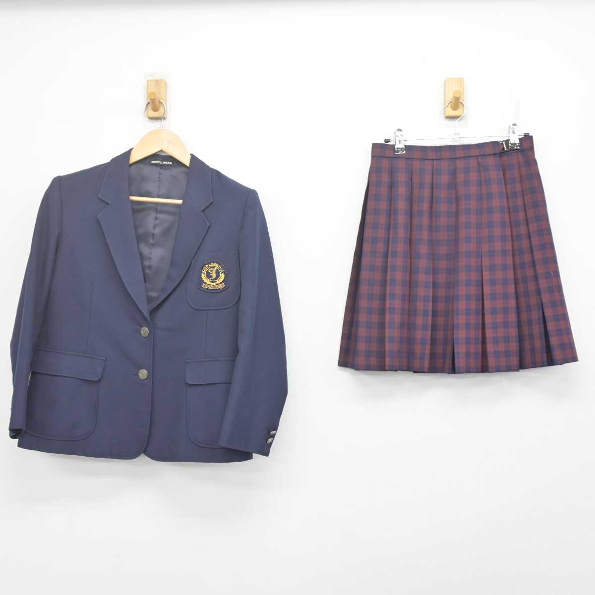 【中古】東京都 神代高等学校 女子制服 2点 (ブレザー・スカート) sf070461