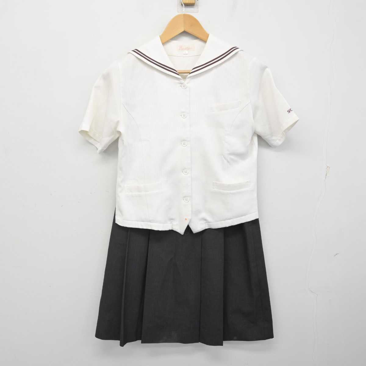 【中古】大阪府 学校法人淀ノ水学園昇陽中学校 女子制服 3点 (セーラー服・セーラー服・スカート) sf070499