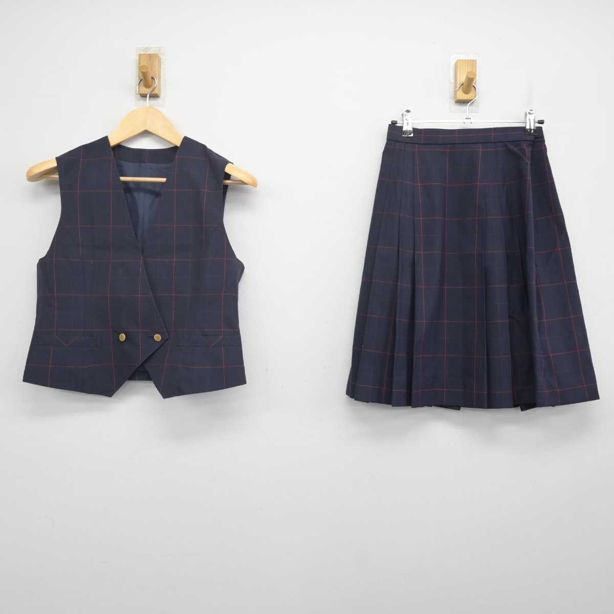 【中古】岡山県 香和中学校 女子制服 2点 (ベスト・スカート) sf070542