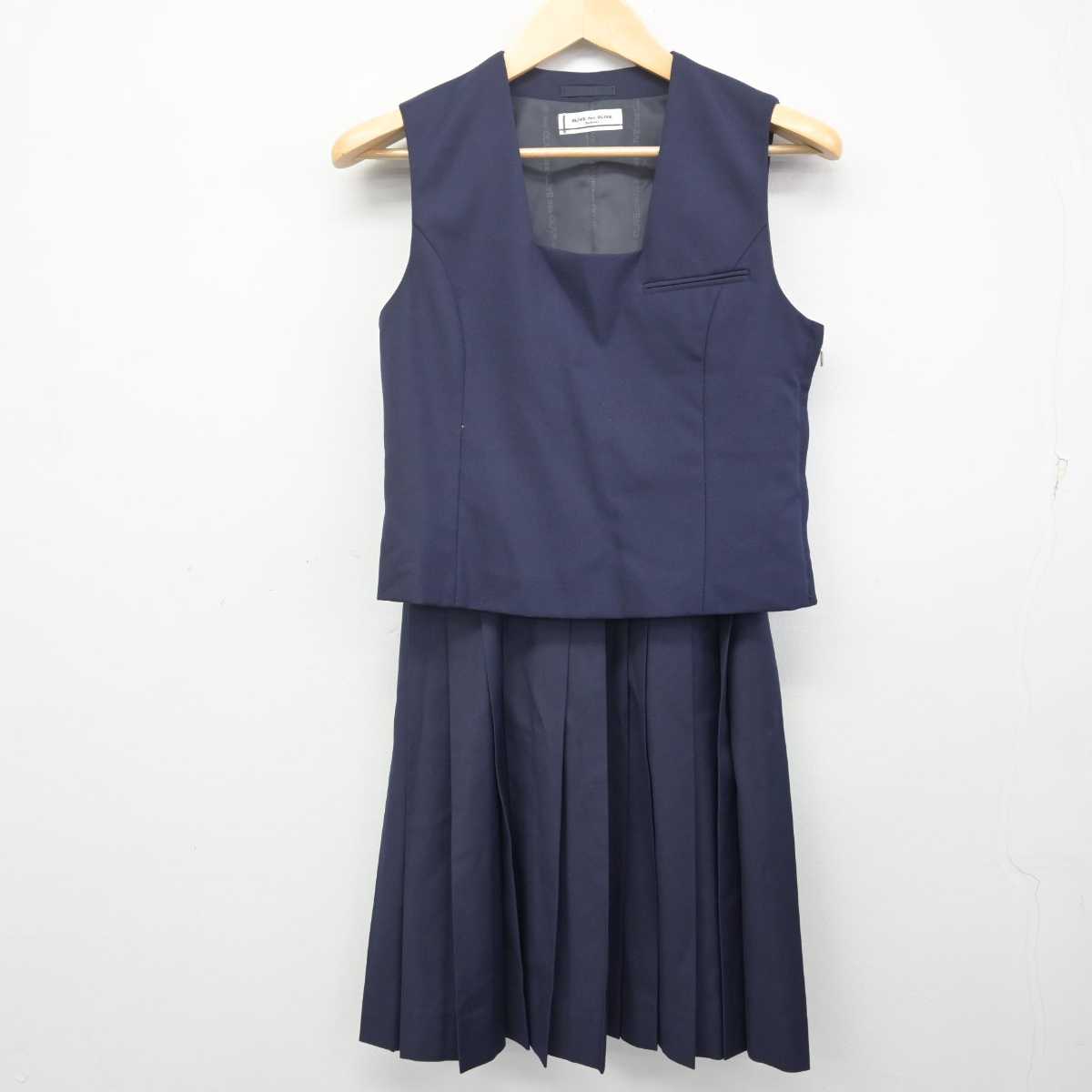 【中古】北海道 琴似中学校 女子制服 2点 (ベスト・スカート) sf070560