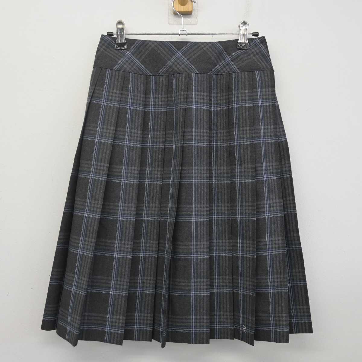 【中古】北海道 立命館慶祥高等学校 女子制服 3点 (シャツ・スカート) sf070579