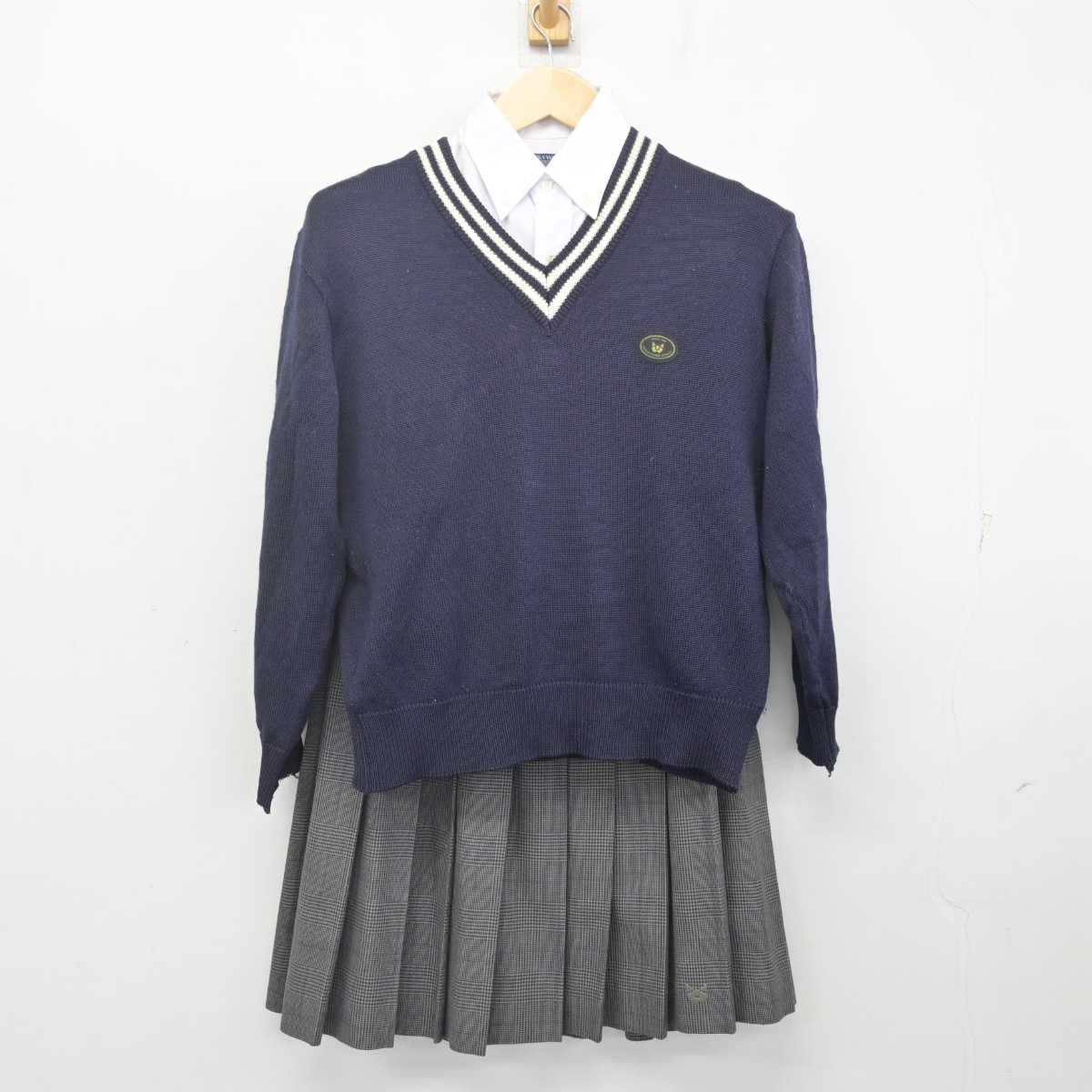 【中古】京都府 北陵高等学校 女子制服 3点 (ニット・シャツ・スカート) sf070611