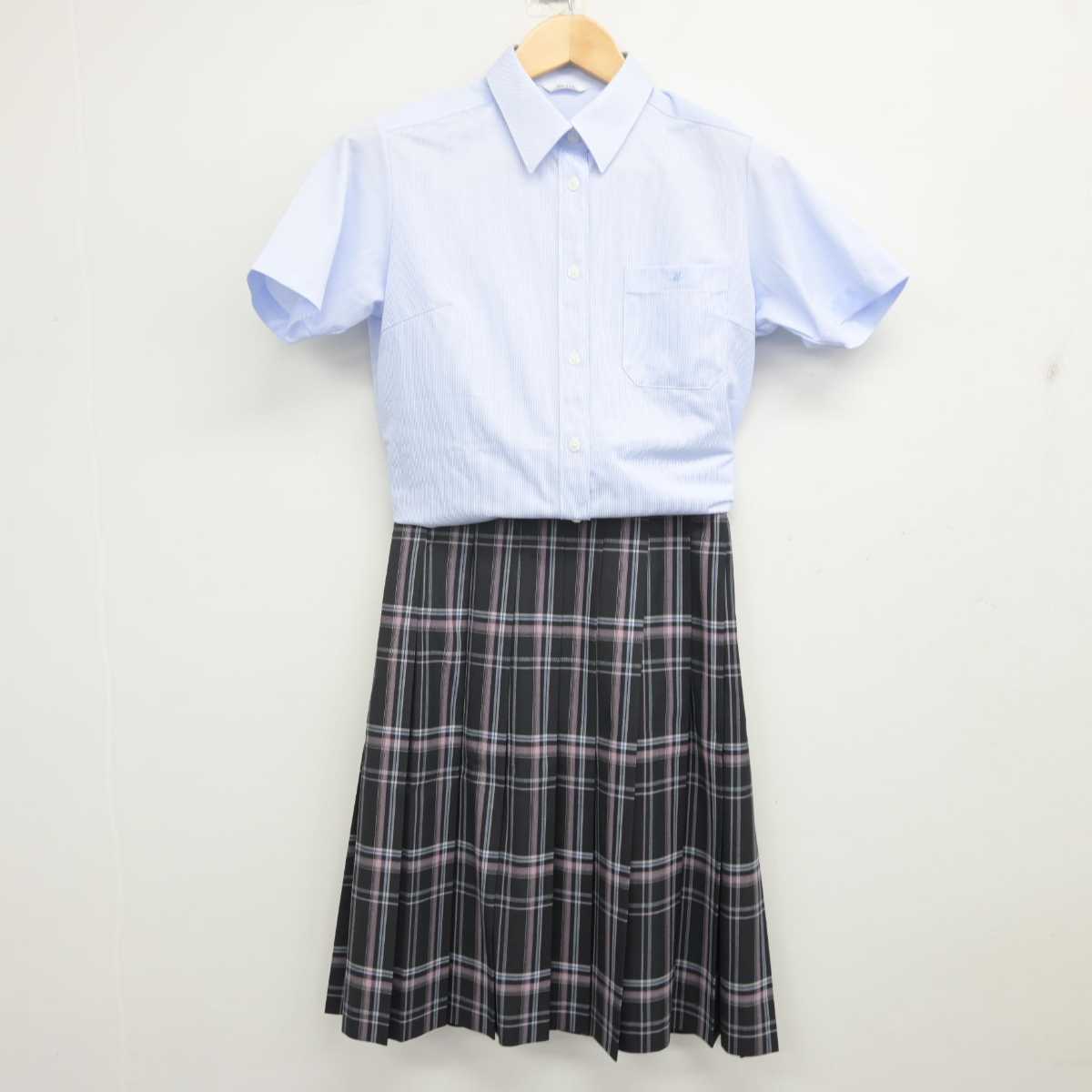 【中古】千葉県 千葉明徳高等学校 女子制服 2点 (シャツ・スカート) sf070623