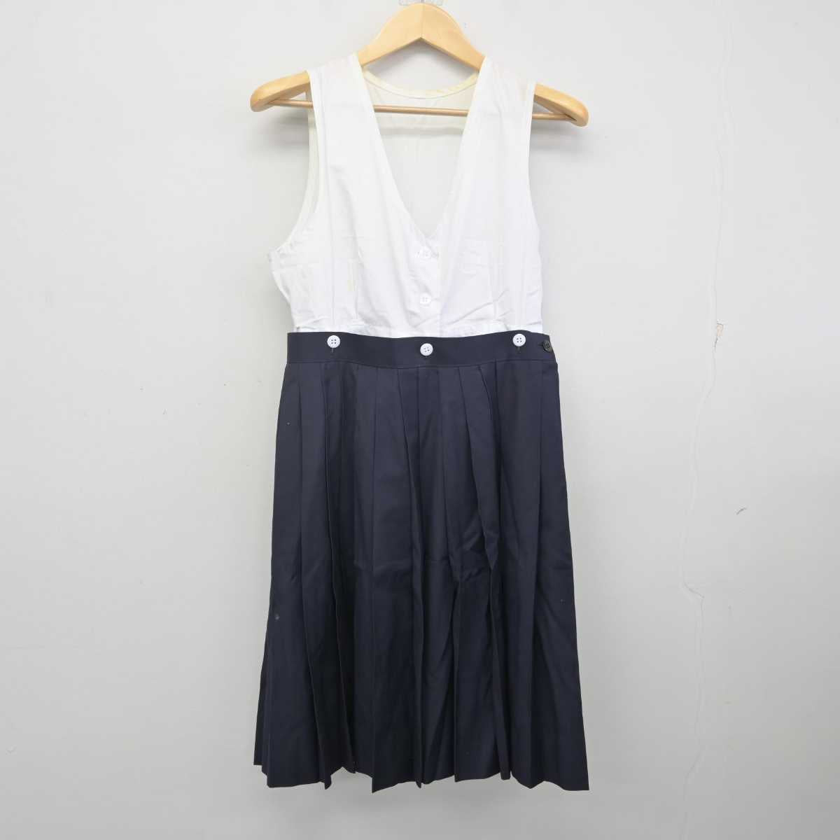 【中古】東京都 白百合学園中学高等学校 女子制服 3点 (セーラー服・スカート) sf070675