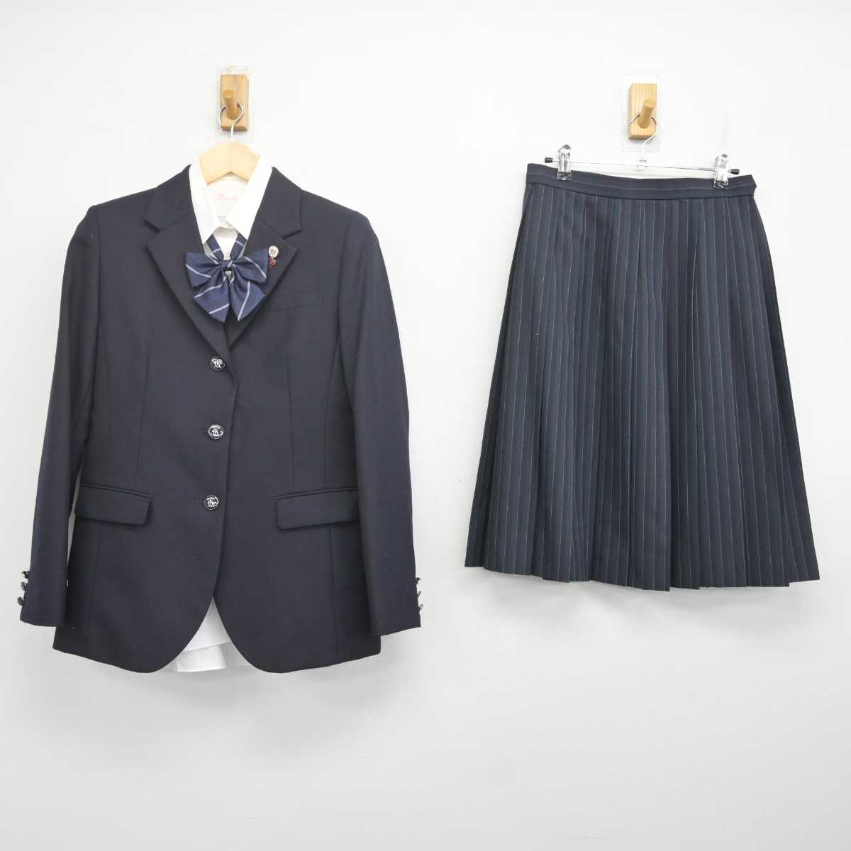 【中古】大阪府 大阪薫英女学院高等学校 女子制服 5点 (ブレザー・シャツ・スカート) sf070764