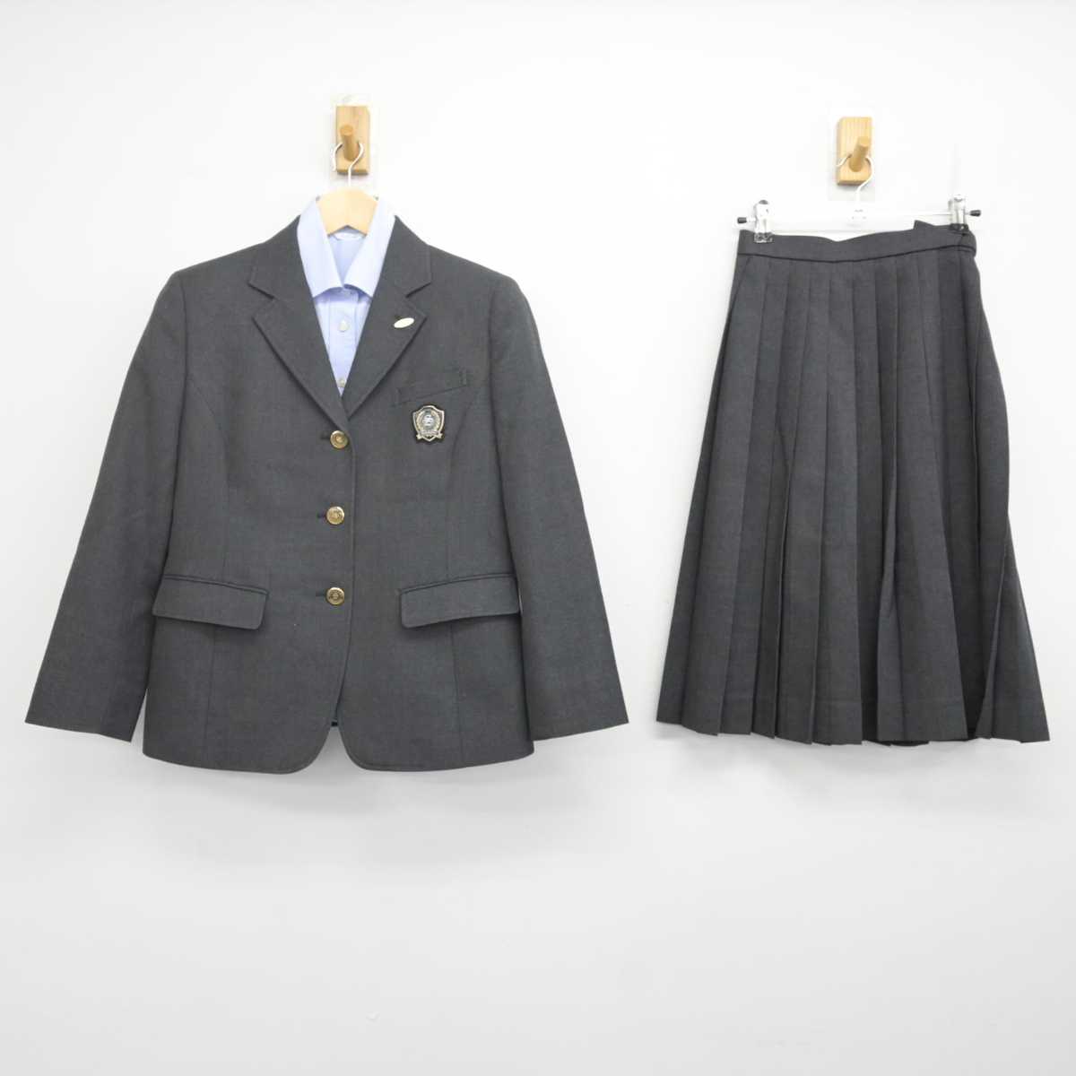 【中古】大阪府 大阪産業大学附属高等学校 女子制服 3点 (ブレザー・シャツ) sf070767