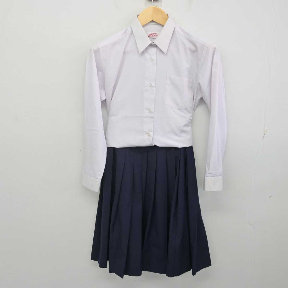 【中古】埼玉県 本太中学校 女子制服 4点 (ブレザー・ベスト・シャツ・スカート) sf070865