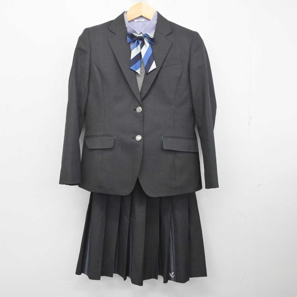 【中古】福岡県 福翔高等学校 女子制服 5点 (ブレザー・ニット・シャツ・スカート) sf071060