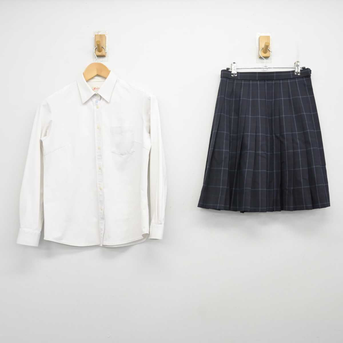 【中古】愛知県 西陵高等学校 女子制服 2点 (シャツ・スカート) sf071075