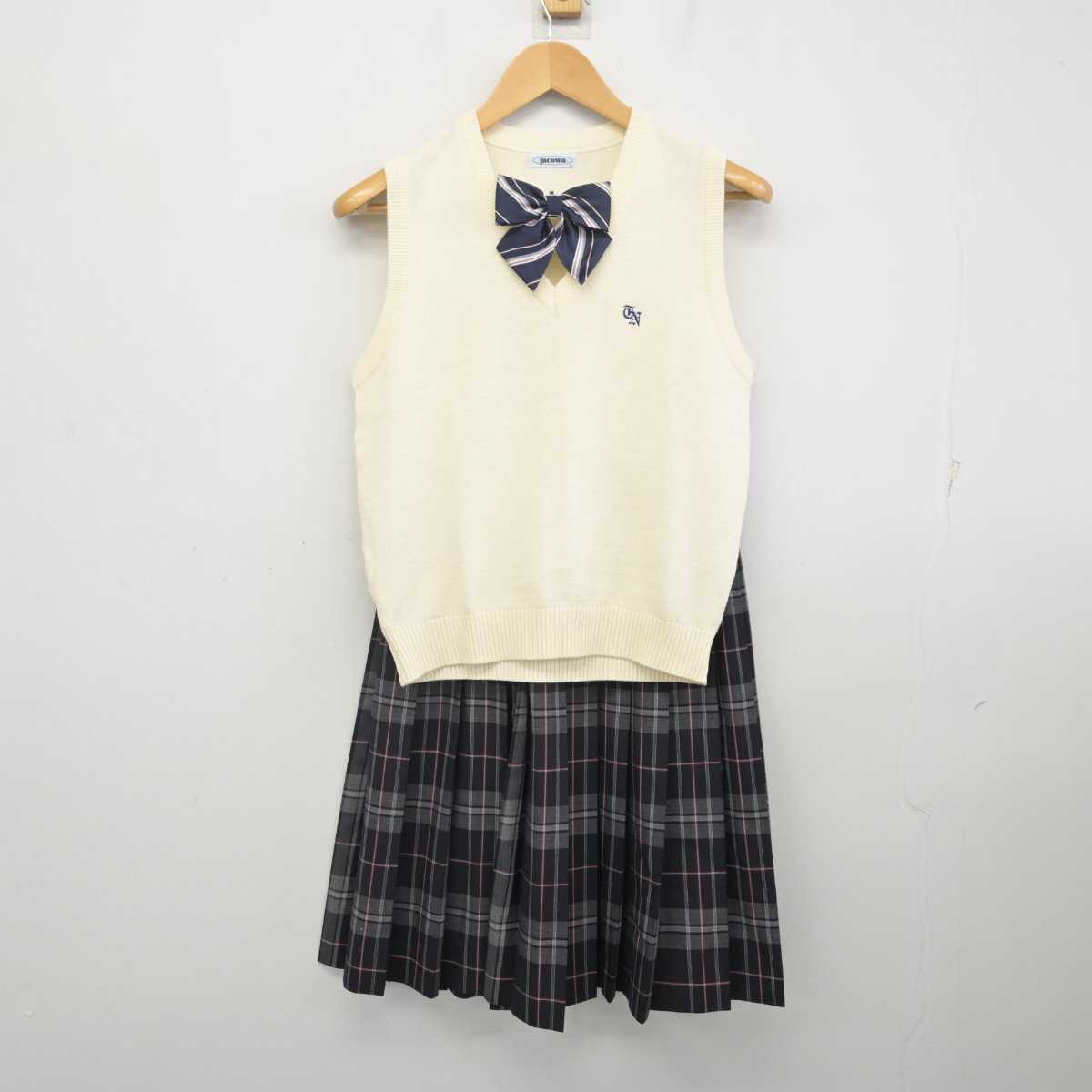 【中古】千葉県 ちはら台西中学校 女子制服 3点 (ニットベスト・スカート) sf071095