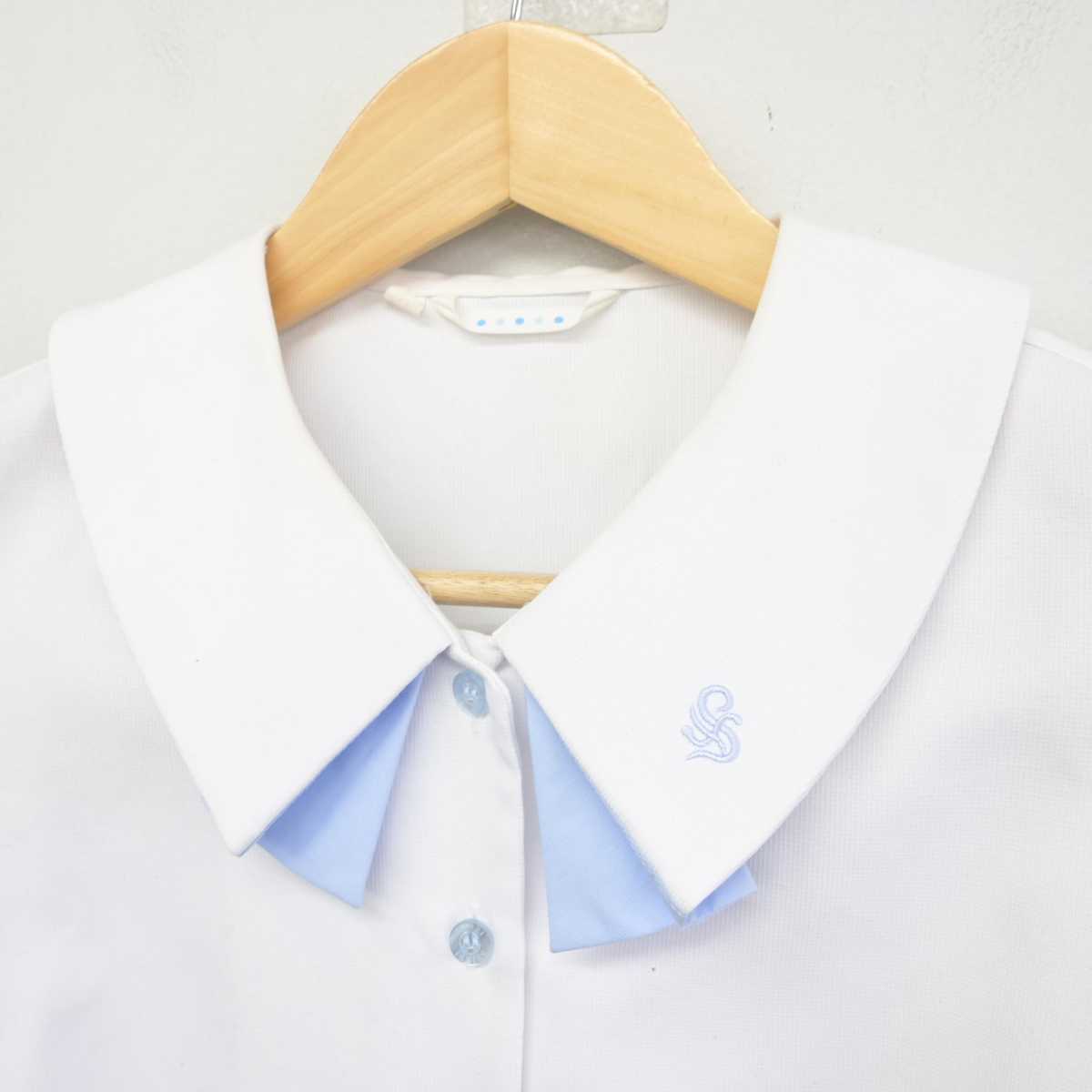 【中古】秋田県 学校法人聖霊学園聖霊学園高等学校 女子制服 2点 (シャツ・スカート) sf071130