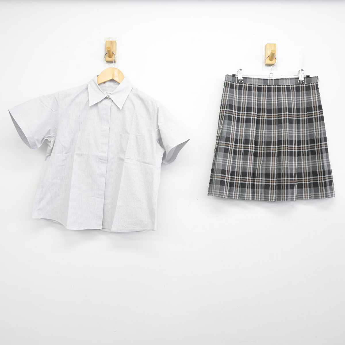 【中古】群馬県 常磐学園常磐高等学校 女子制服 2点 (シャツ・スカート) sf071183