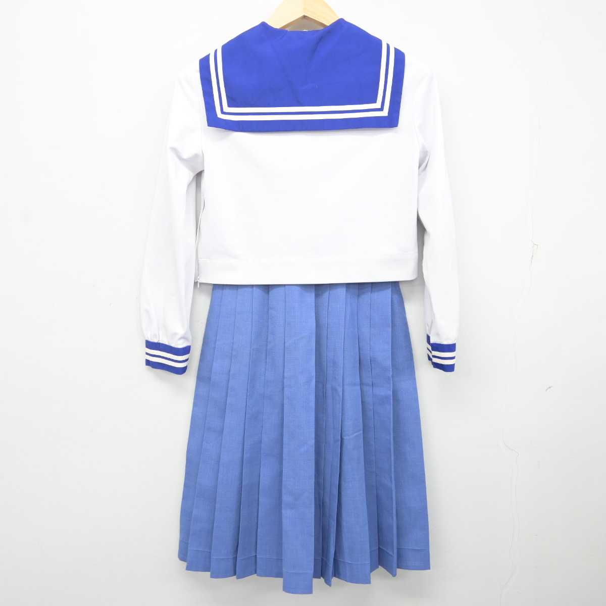 【中古】熊本県 出水中学校 女子制服 3点 (セーラー服・スカート) sf071310