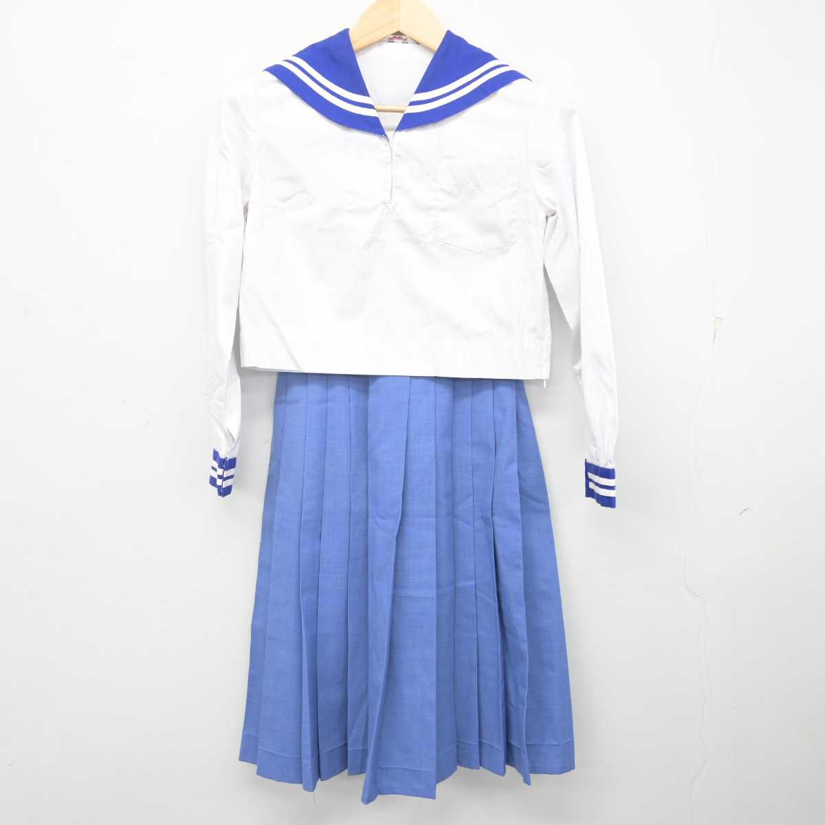 【中古】熊本県 出水中学校 女子制服 2点 (セーラー服・スカート) sf071311