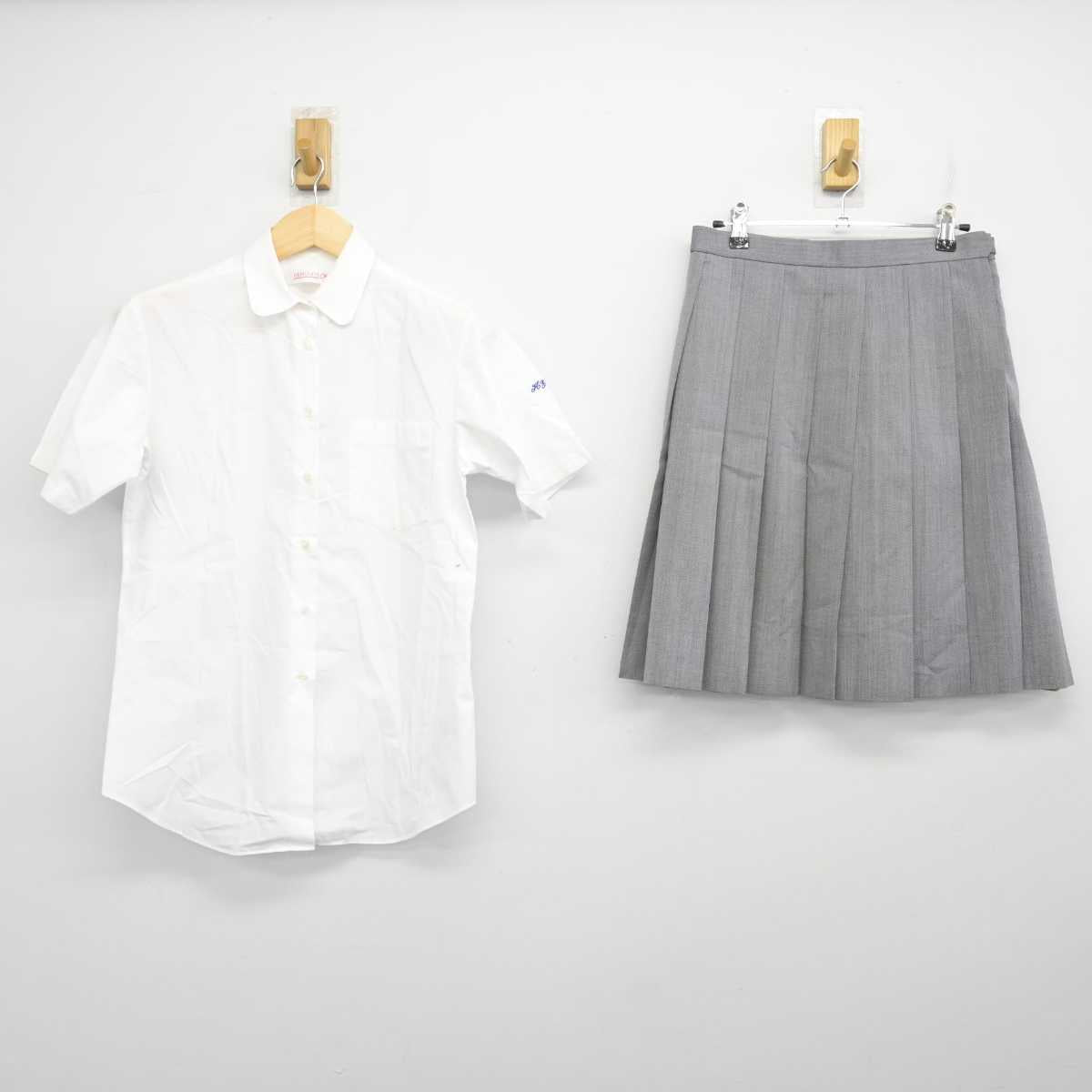 【中古】神奈川県 平塚学園高等学校 女子制服 2点 (シャツ・スカート) sf071376