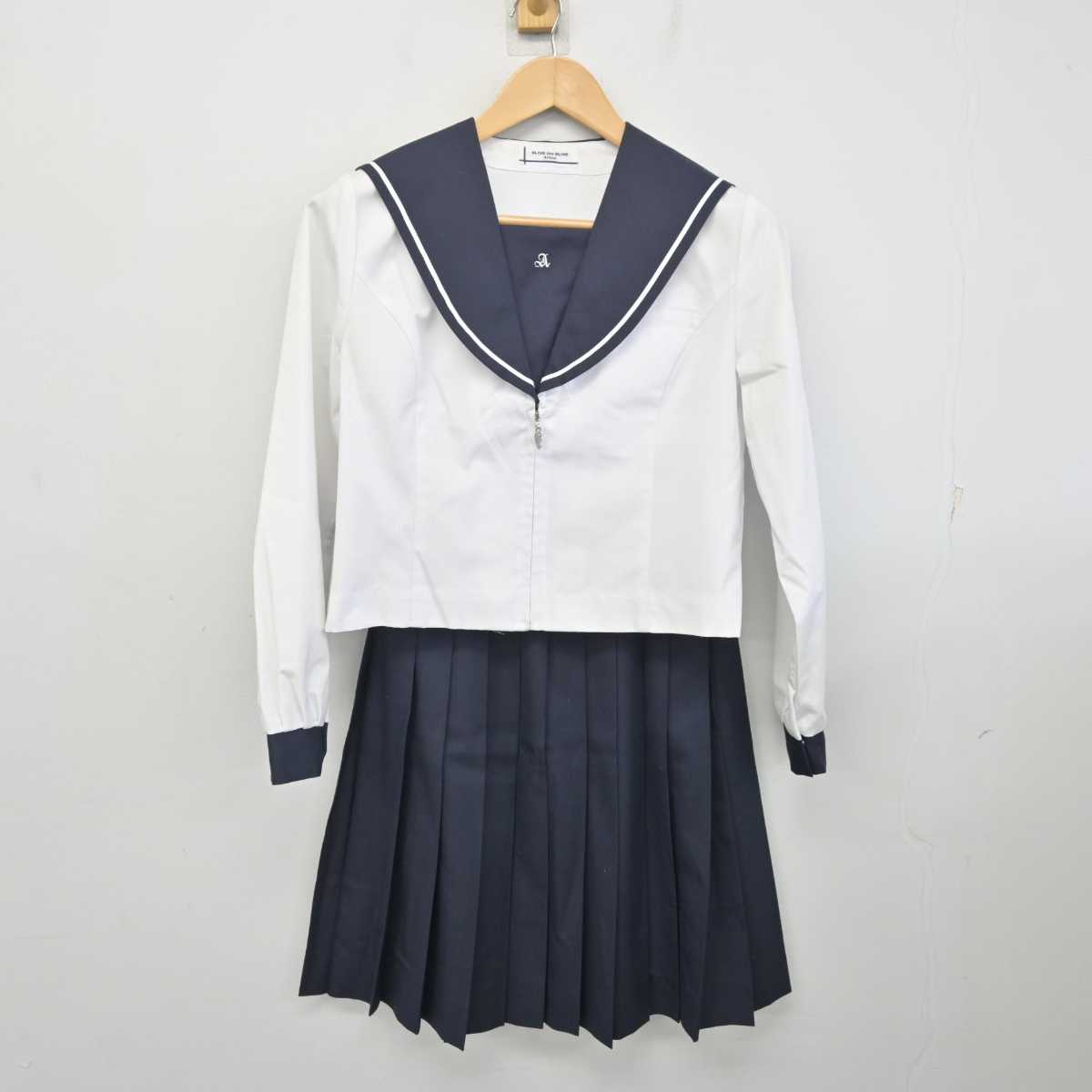 【中古】北海道 苫小牧市立明野中学校 女子制服 2点 (セーラー服・スカート) sf072099