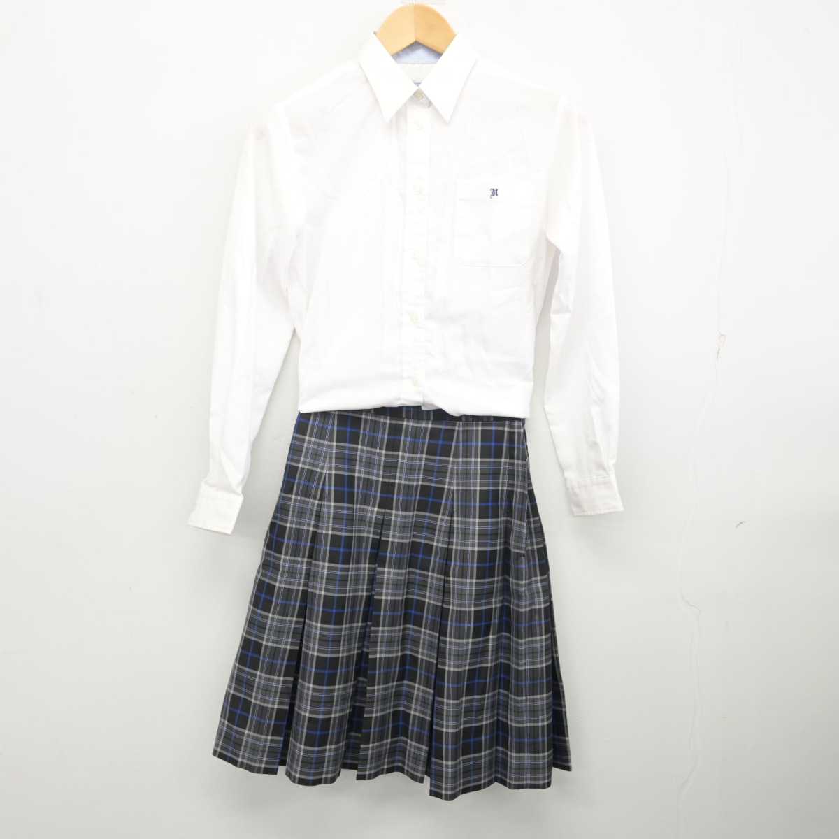 【中古】京都府 龍谷大学付属平安高等学校 女子制服 2点 (シャツ・スカート) sf072168