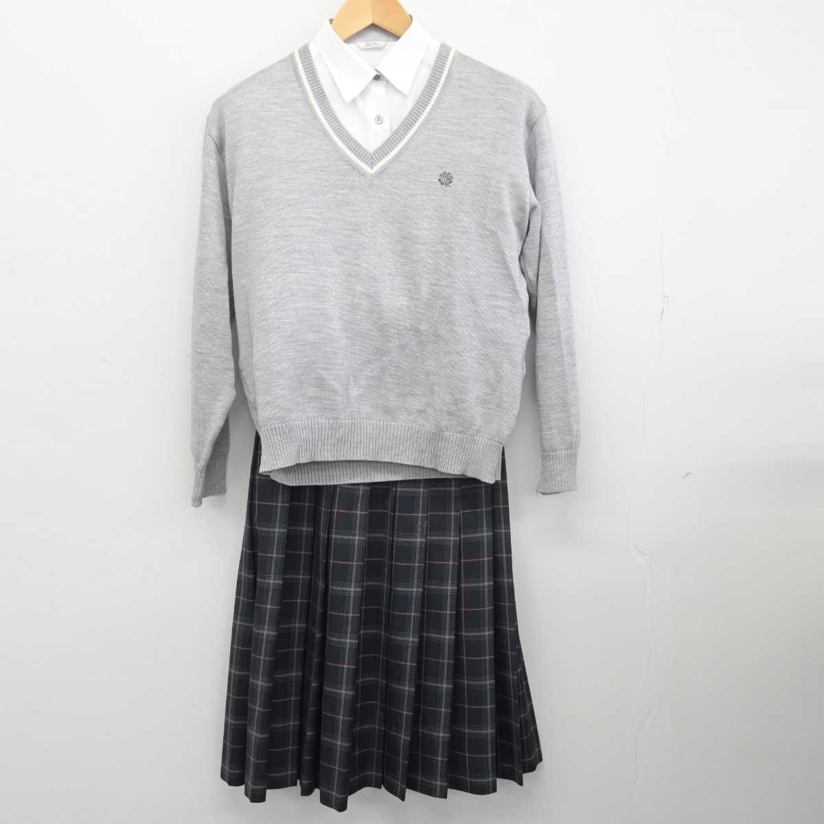 【中古】大阪府 大阪府教育センター附属高等学校 女子制服 4点 (ブレザー・ニット・シャツ・スカート) sf072174