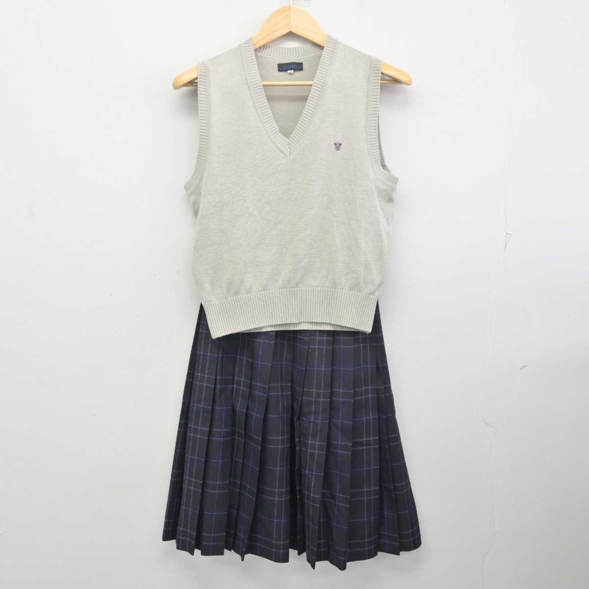 【中古】東京都 東大和市立第一中学校 女子制服 4点 (ブレザー・ニットベスト・スカート) sf072177