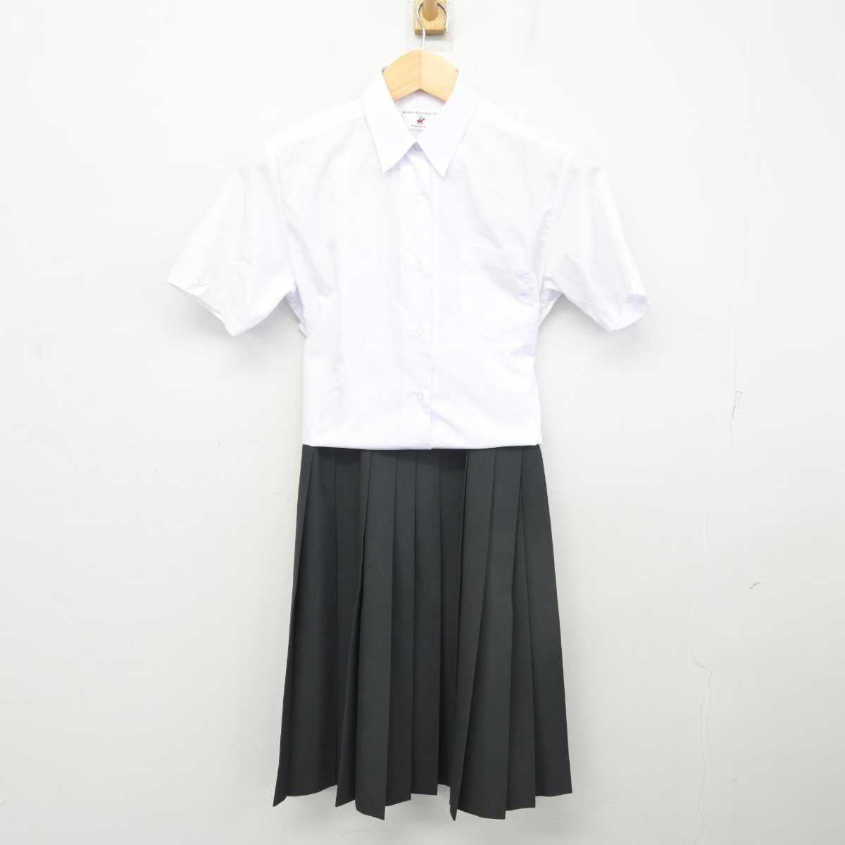 【中古】新潟県 本成寺中学校 女子制服 2点 (シャツ・スカート) sf072392