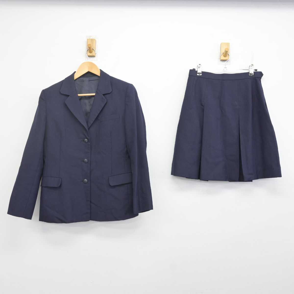 【中古】東京都 日比谷高等学校 女子制服 2点 (ブレザー・スカート) sf072446