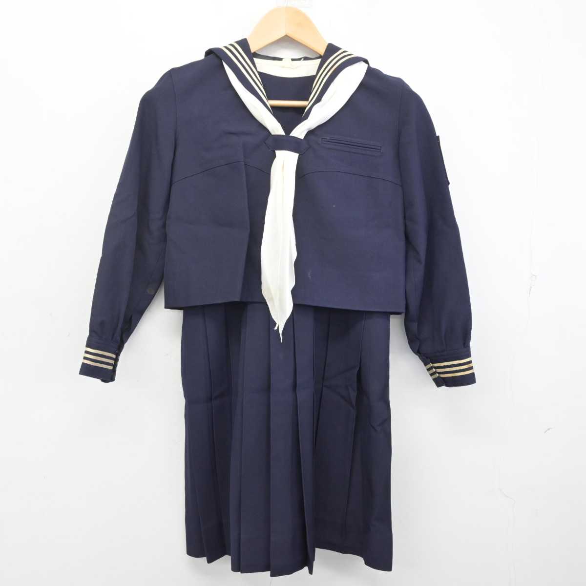 【中古】東京都 共立女子中学校 女子制服 3点 (セーラー服・スカート) sf072458