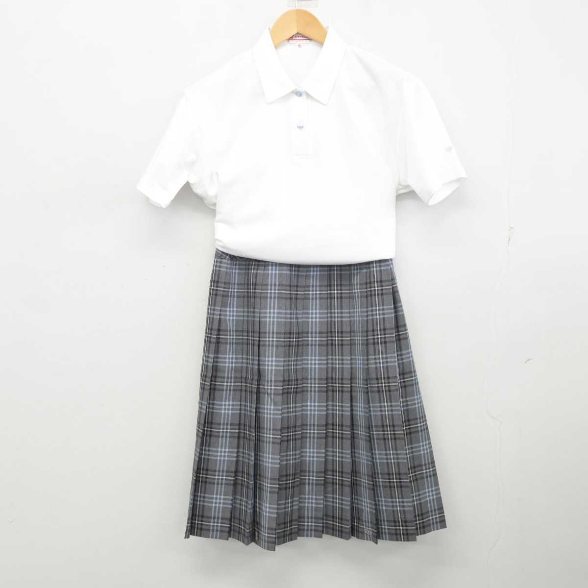 【中古】北海道 北海道石狩南高等学校 女子制服 2点 (シャツ・スカート) sf072489