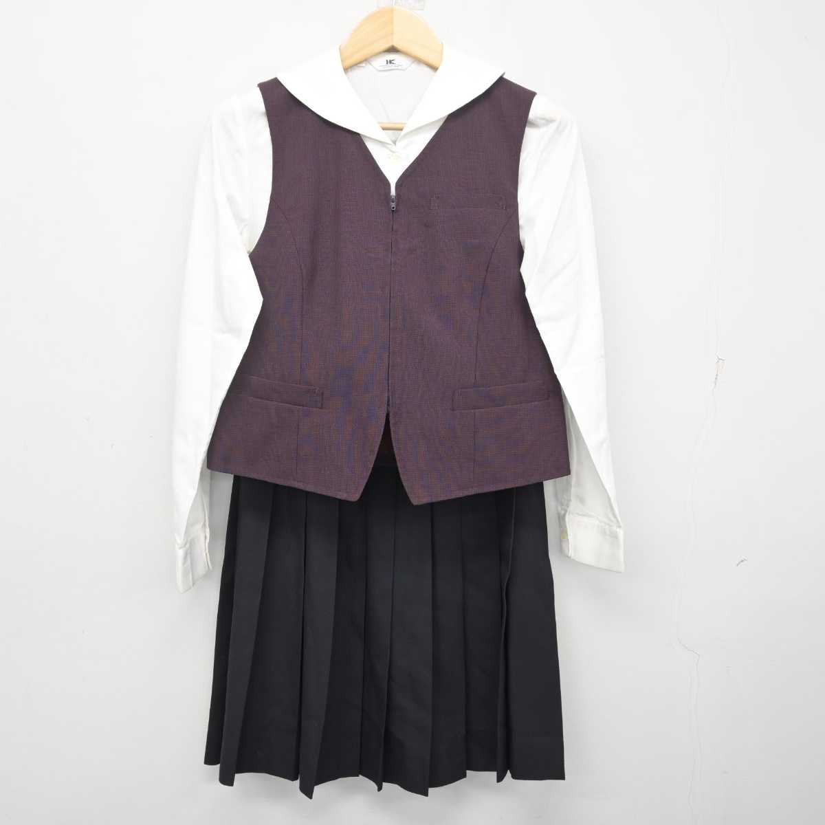 【中古】大阪府 梅花中学校 女子制服 4点 (ブレザー・ベスト・シャツ・スカート) sf072603