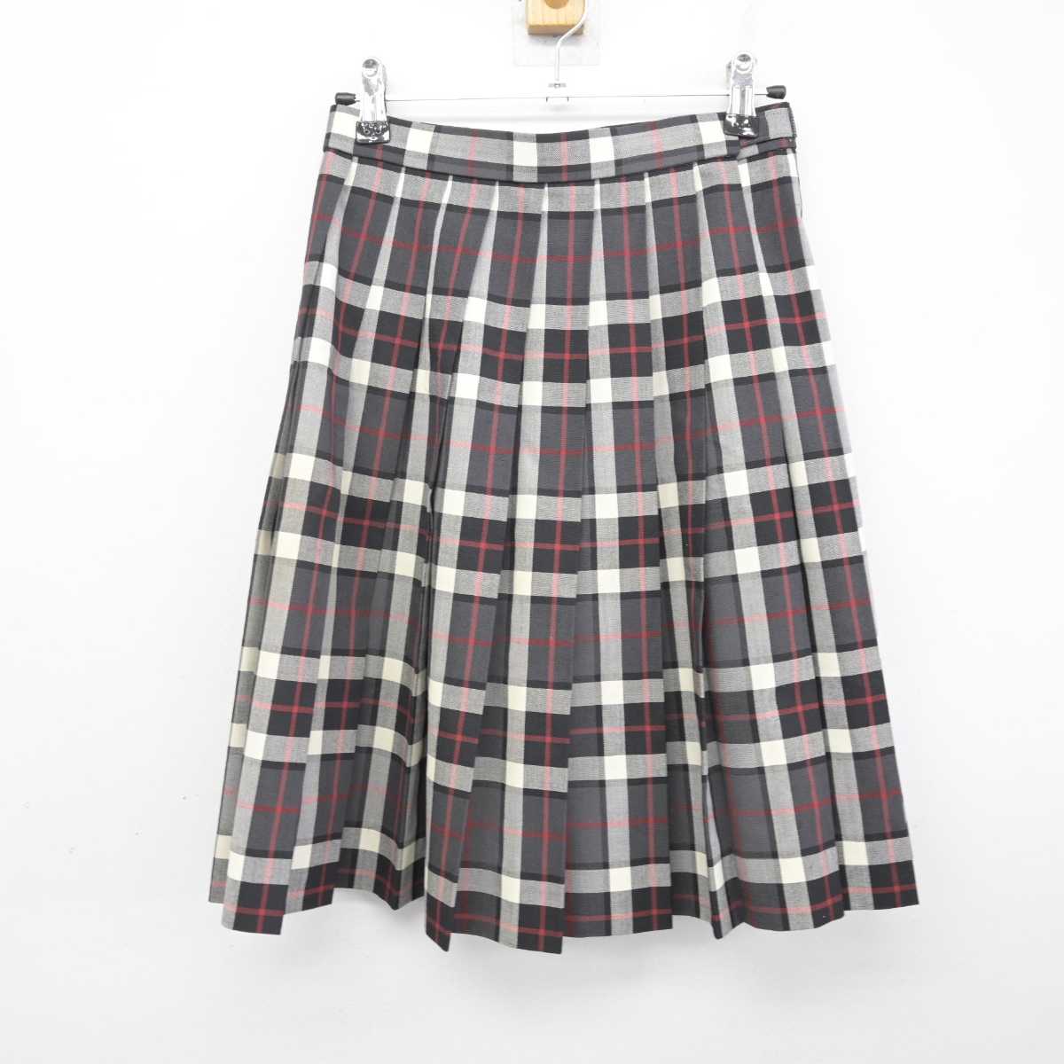 【中古】埼玉県 埼玉平成高等学校 女子制服 4点 (ニットベスト・シャツ・スカート) sf072707