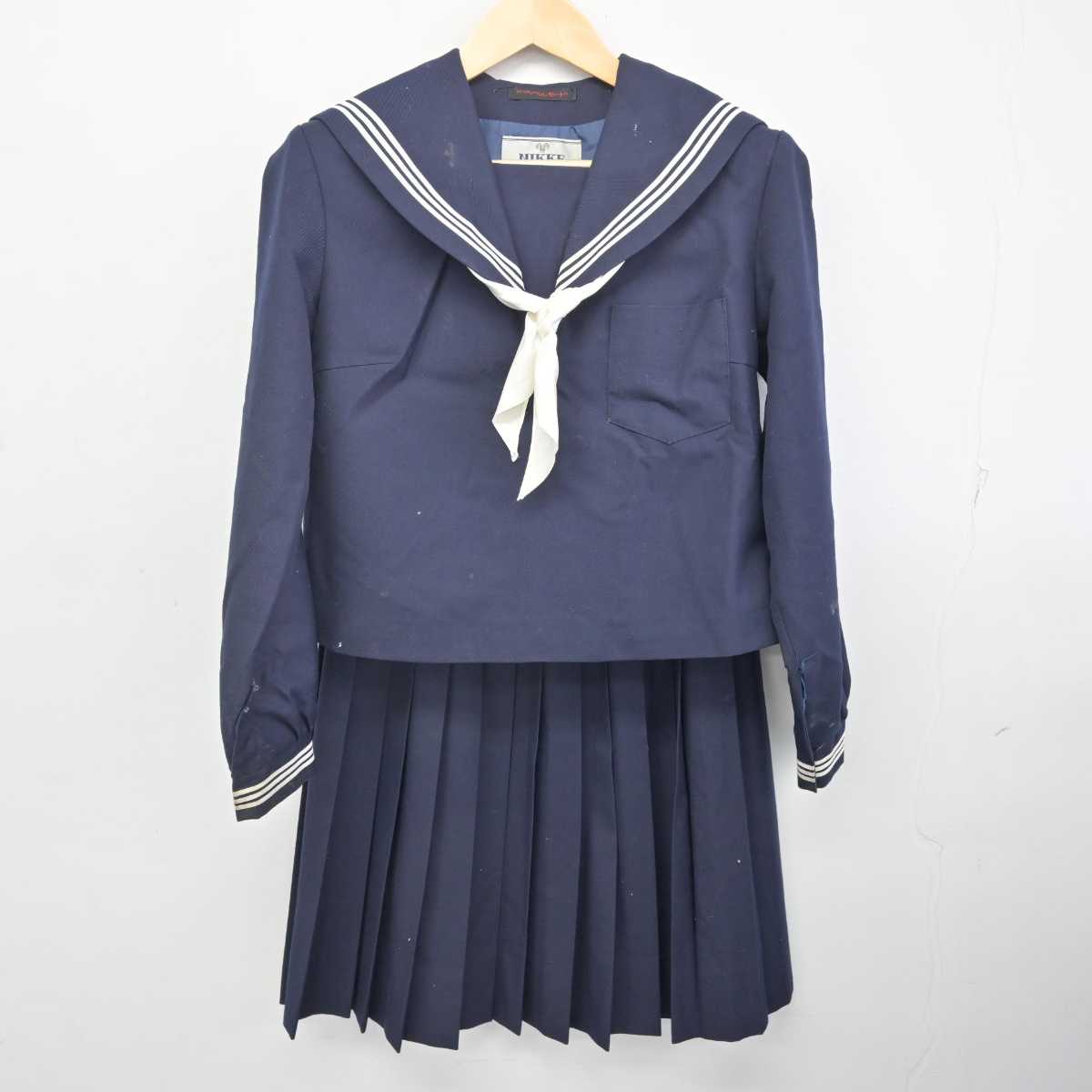 【中古】鳥取県 鳥取市立南中学校 女子制服 4点 (セーラー服・ベスト・スカート) sf072733