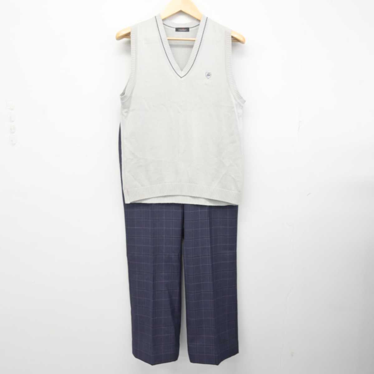 【中古】北海道 篠路中学校 女子制服 2点 (ニットベスト・ズボン) sf072742