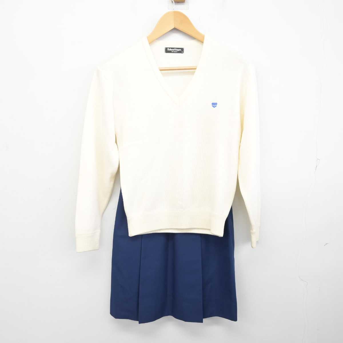 【中古】鹿児島県 鹿児島純心女子短期大学 女子制服 4点 (ブレザー・ニット・スカート) sf072780