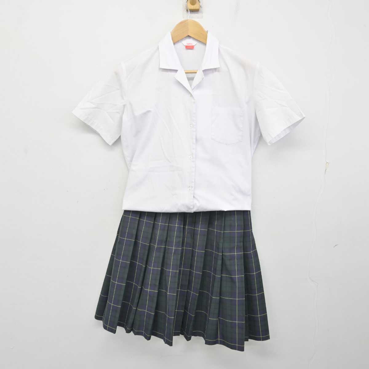 【中古】山口県 萩市立 福栄小中学校 女子制服 2点 (シャツ・スカート) sf072923