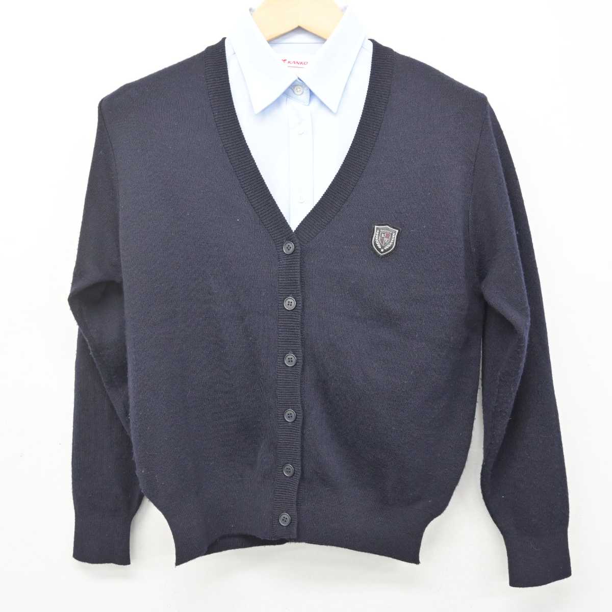 【中古】大阪府 貝塚高等学校 女子制服 2点 (ニット・シャツ) sf072942