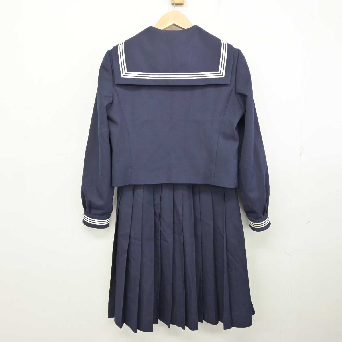 【中古】新潟県 小千谷中学校 女子制服 4点 (セーラー服・スカート・スカート) sf073027