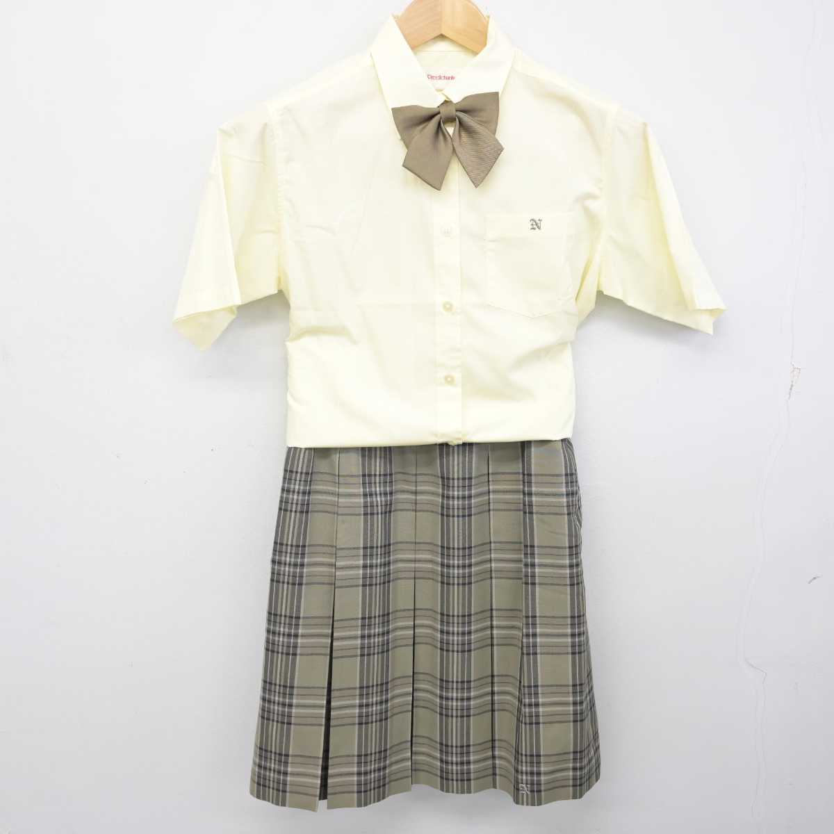 【中古】茨城県 土浦日本大学高等学校 女子制服 3点 (シャツ・スカート) sf073049