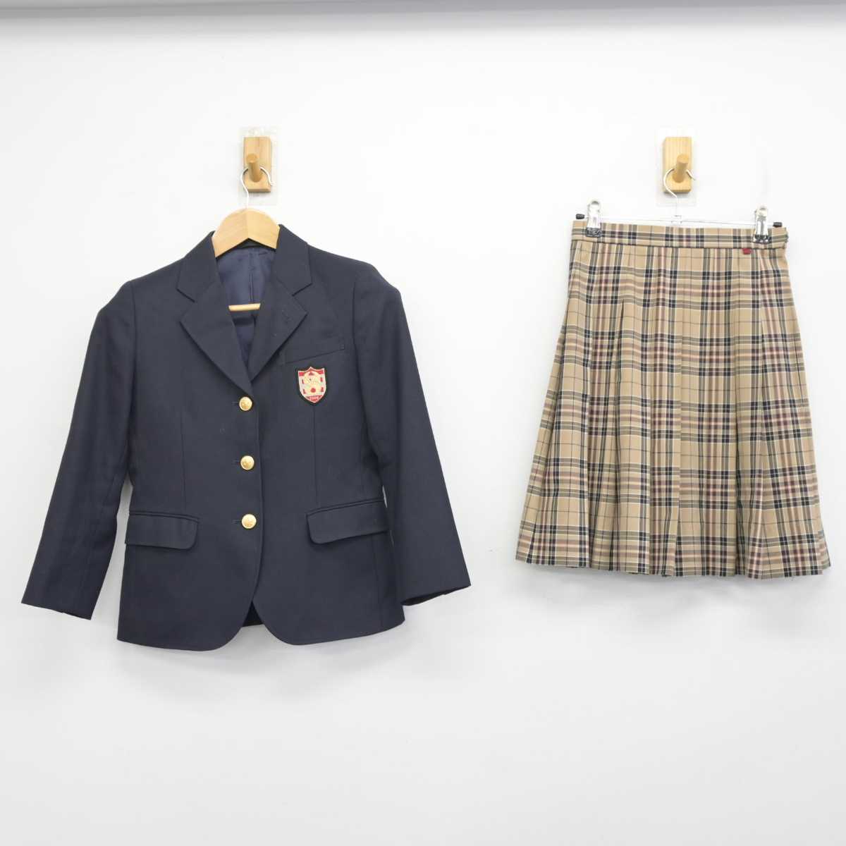 【中古】東京都 日野学園 女子制服 2点 (ブレザー・スカート) sf073062