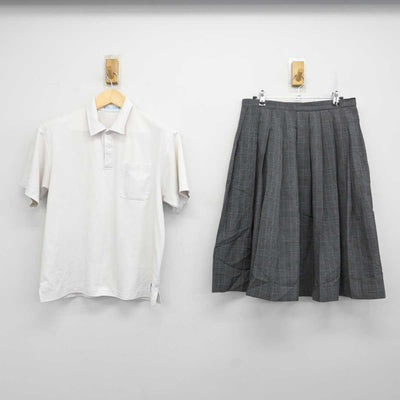 【中古】福岡県 北九州市内中学校標準服 女子制服 2点 (シャツ・スカート) sf073098